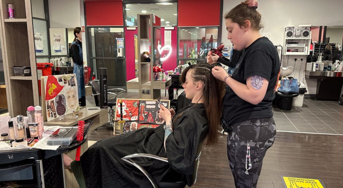 Picture of Hair and Media students during the competition