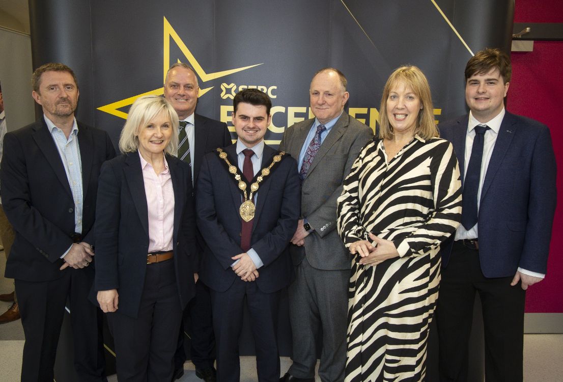 Mayor of Lisburn & Castlereagh City Council, Councillor with SERC Senior Management and Board of Governor representatives Kurtis Dickson,