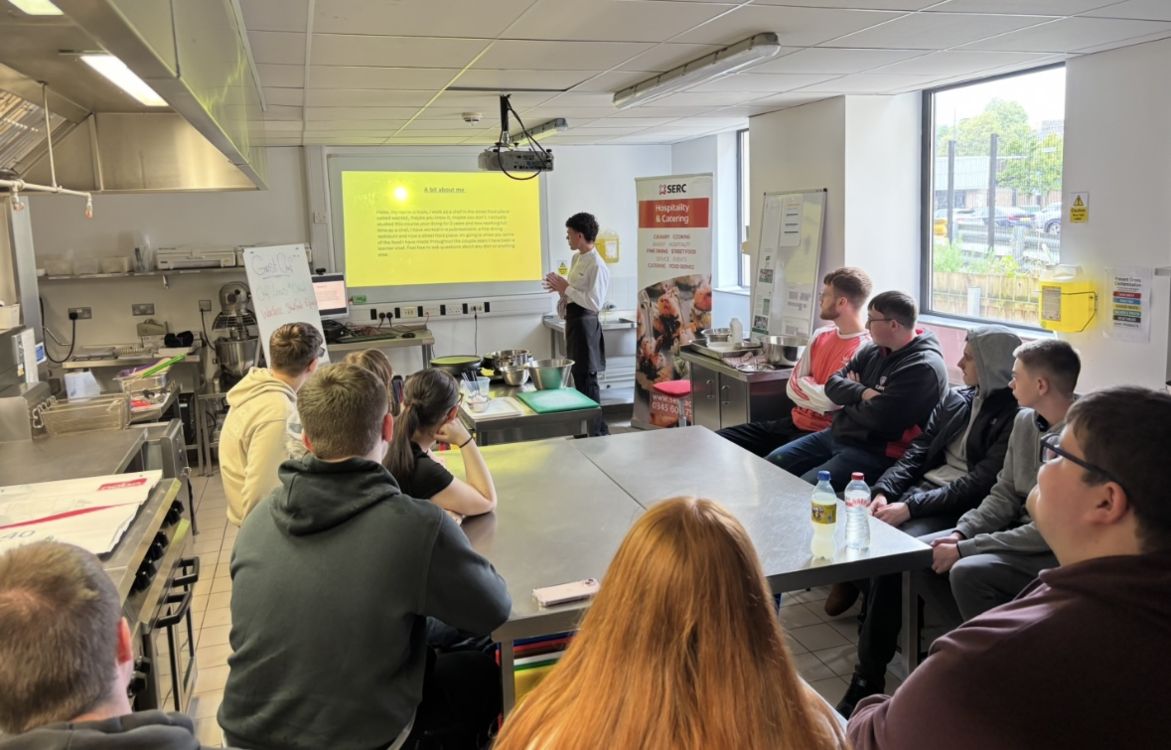 Louis gives a presentation to students at SERC