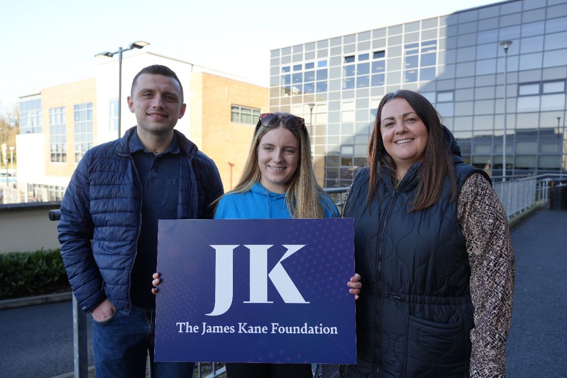 (Centre) Kelsey Van Vogt (17, Ardglass), a Level 3 Advanced Tech in Applied Science student at SERC’s Downpatrick Campus has been awarded James Kane Foundation Scholarship to help support her studies, with (L-R) Cahir Clancy, Peace Plus Project Manager and Emma Finney, Head of Business, Innovation and Partnerships at SERC and Chair of the Interview Panel.