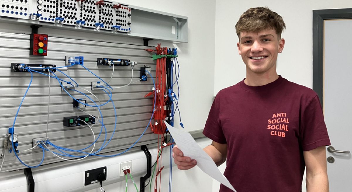 Picture of Bangor competition student