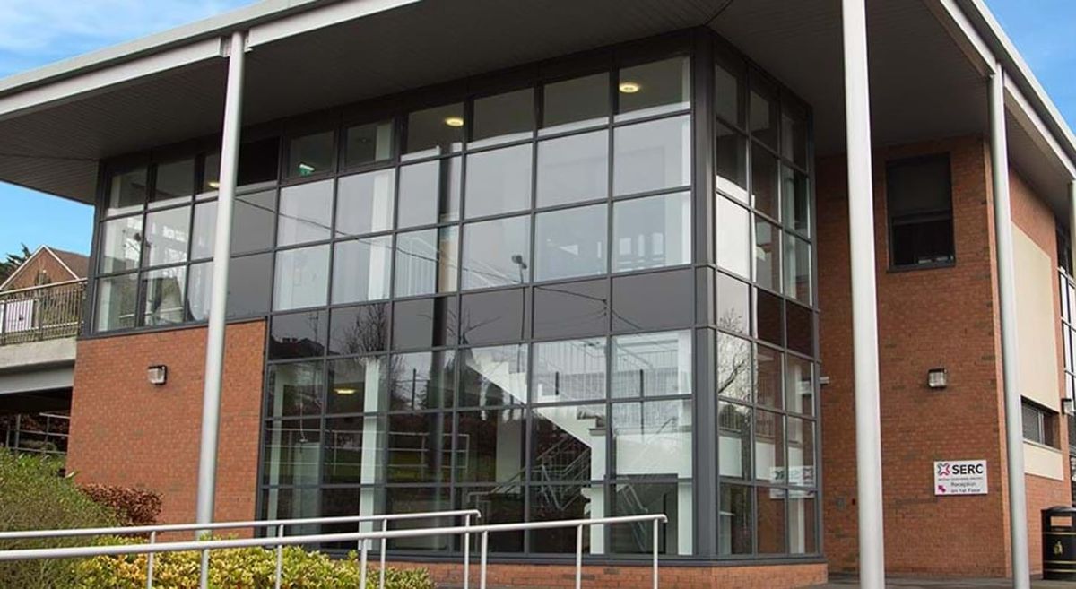 Photo showing outside of Ballynahinch Campus. 