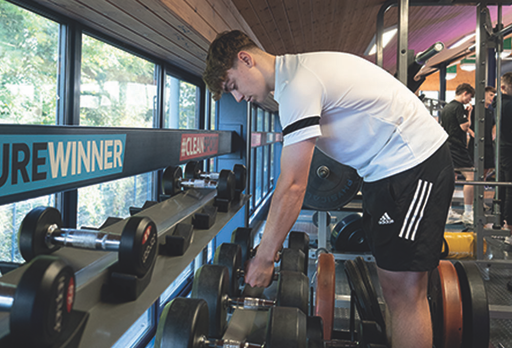 Photo of a /img/subject-areas/overview/Sports.png student